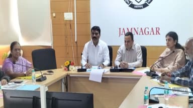 જામનગરમાં આરોગ્ય કમિશનરની અધ્યક્ષતામાં યોજાઈ બેઠક