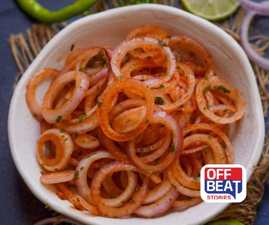 ઘરે જ બનાવો રેસ્ટોરન્ટ જેવા ચટપટા લચ્છા પ્યાઝ